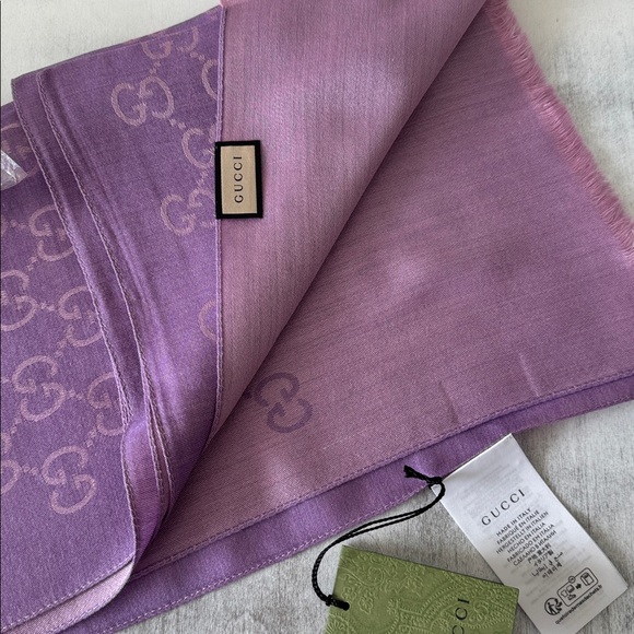 GUCCI Made In Italy Wool Silk Blend Luxury Logo Scarf Lilac 18in W x 71in L NWT - Picture 11 of 15